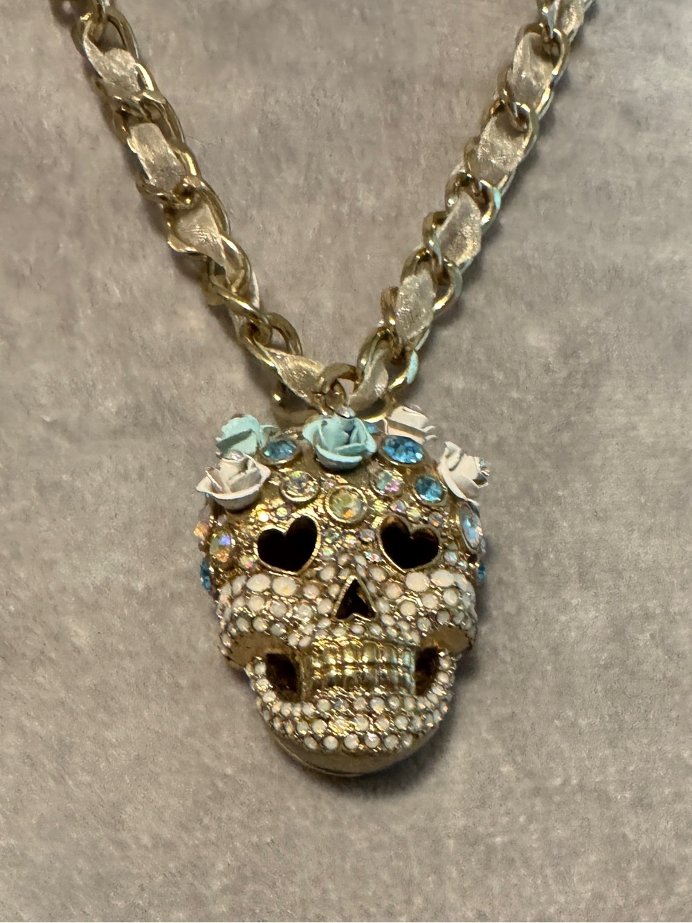 Betsey Johnson Sugar Skull Pendant with Flowers - Picture 6 of 7